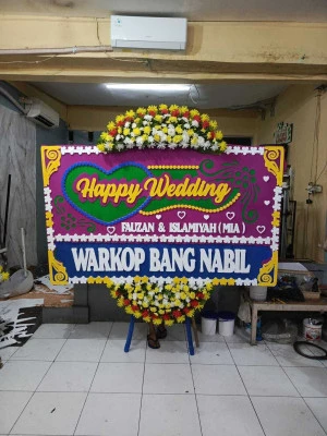 Papan Bunga di Sentul Nirwana