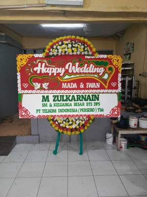 Papan Bunga di Sentul Nirwana